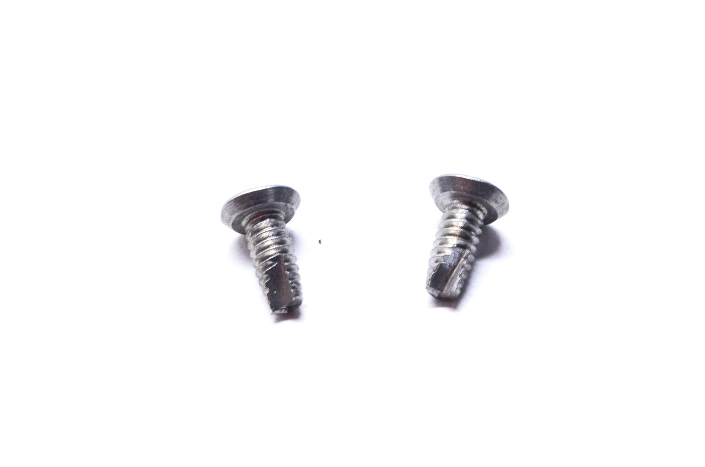 New OEM Mercury Screw QTY 2 NOS