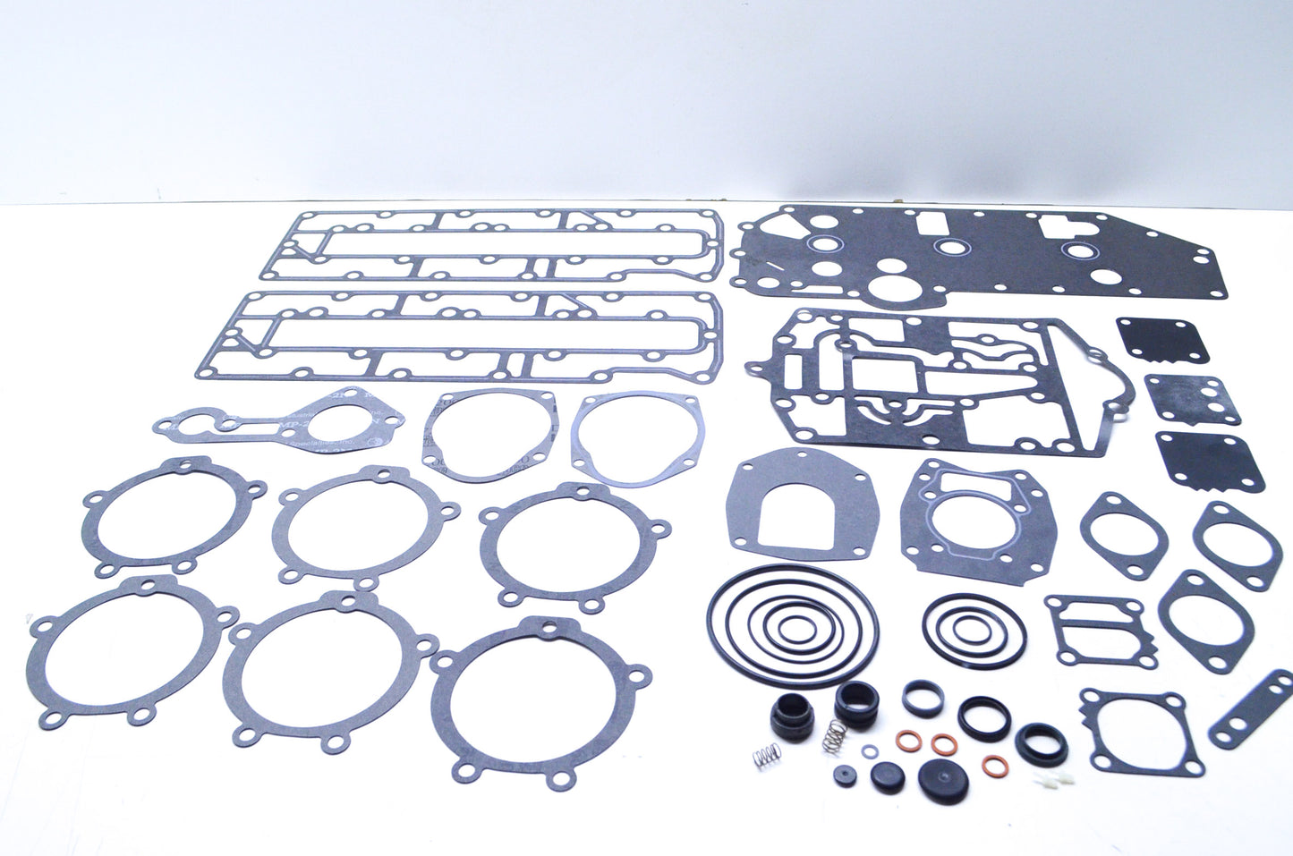 New OEM Mercury Gasket Kit NOS
