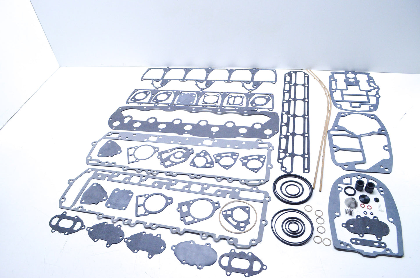 New OEM Mercury Gasket Kit NOS
