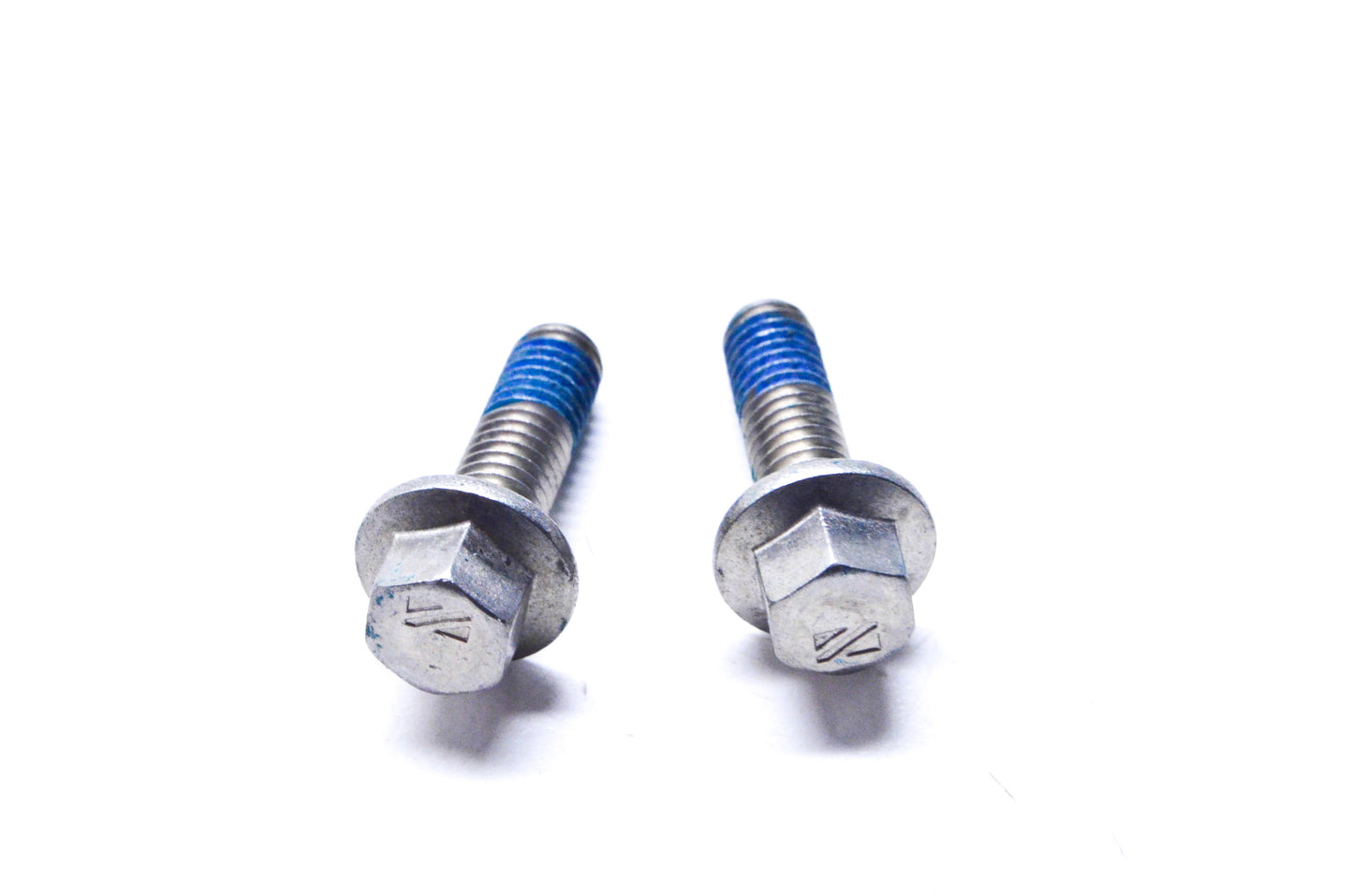 OEM Mercury 10-885525 20 Screw Qty 2 NOS