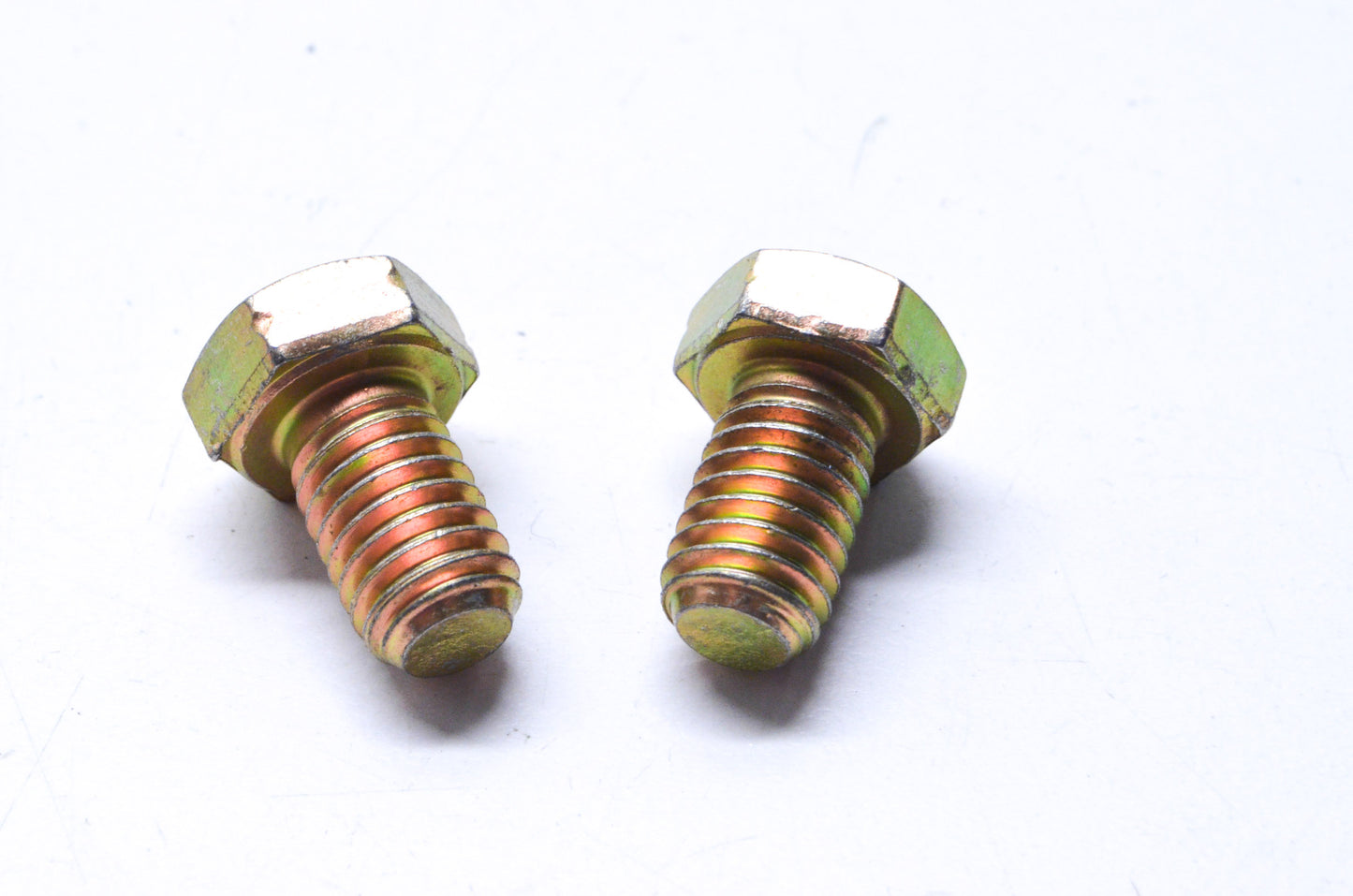 OEM Mercury 10-98260 Screw Qty 2 NOS