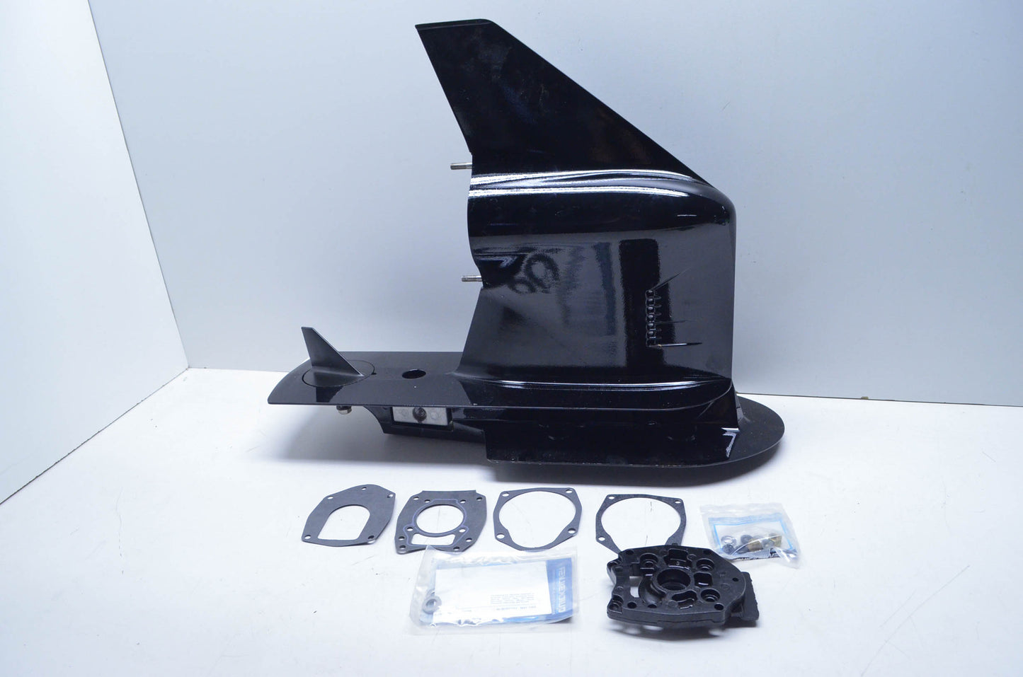 OEM Mercury 1667-9011G59 Lower Unit Gearcase Housing NOS