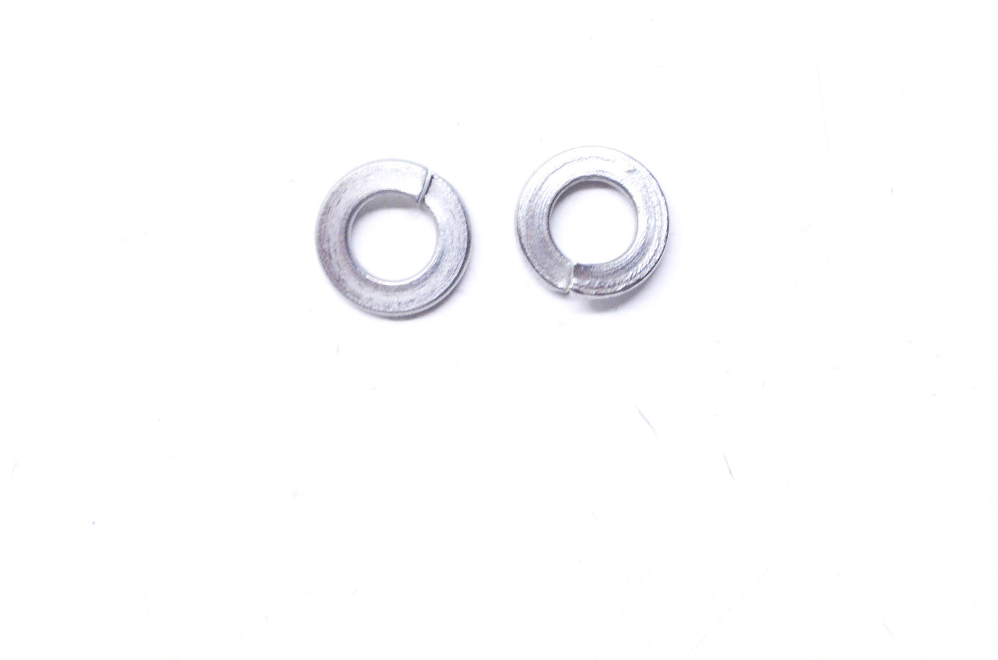 OEM Mercury 13-82212M Lockwasher Qty 2 NOS