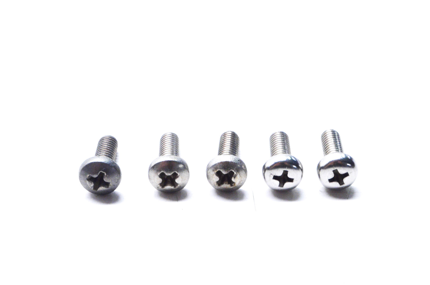 New OEM Mercury  Screw QTY 5  NOS