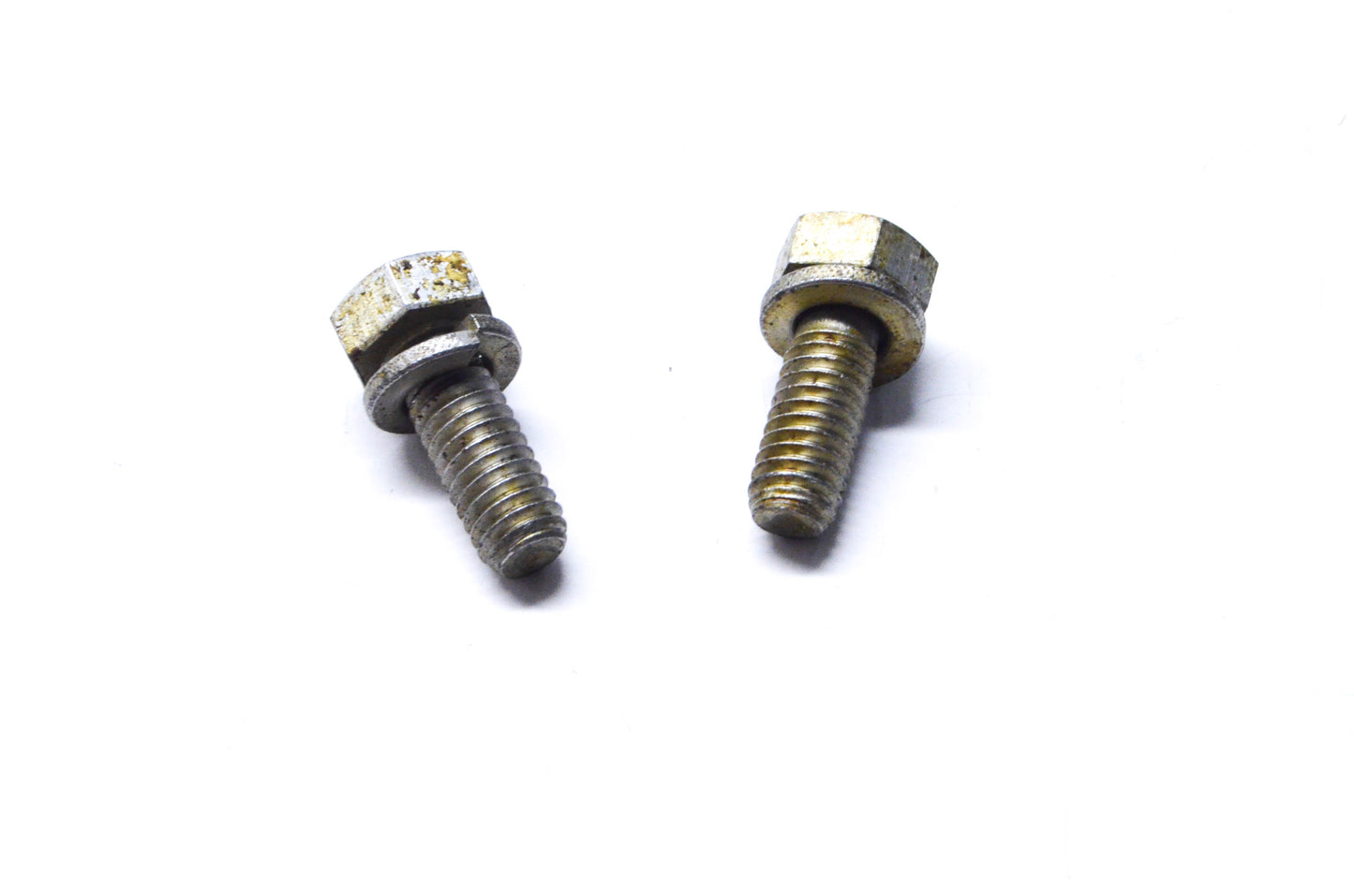 OEM Mercury 10-29256 Screw Qty 2 NOS