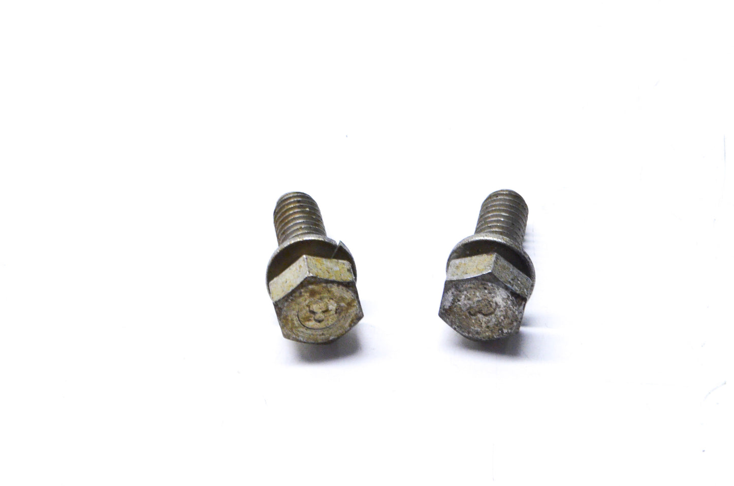 OEM Mercury 10-29256 Screw Qty 2 NOS