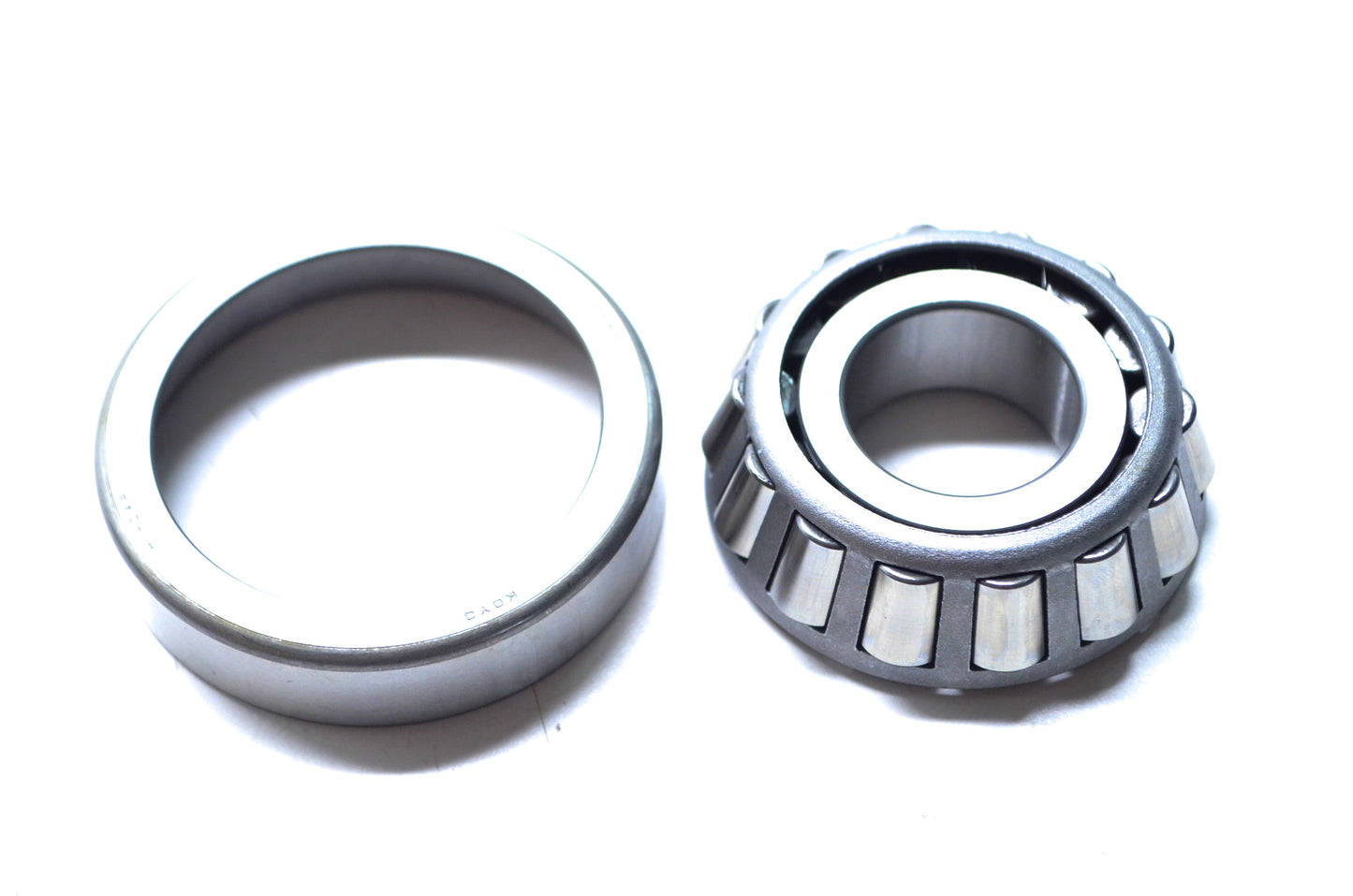 OEM Tohatsu 3C7-60213-0 Roller Bearing NOS