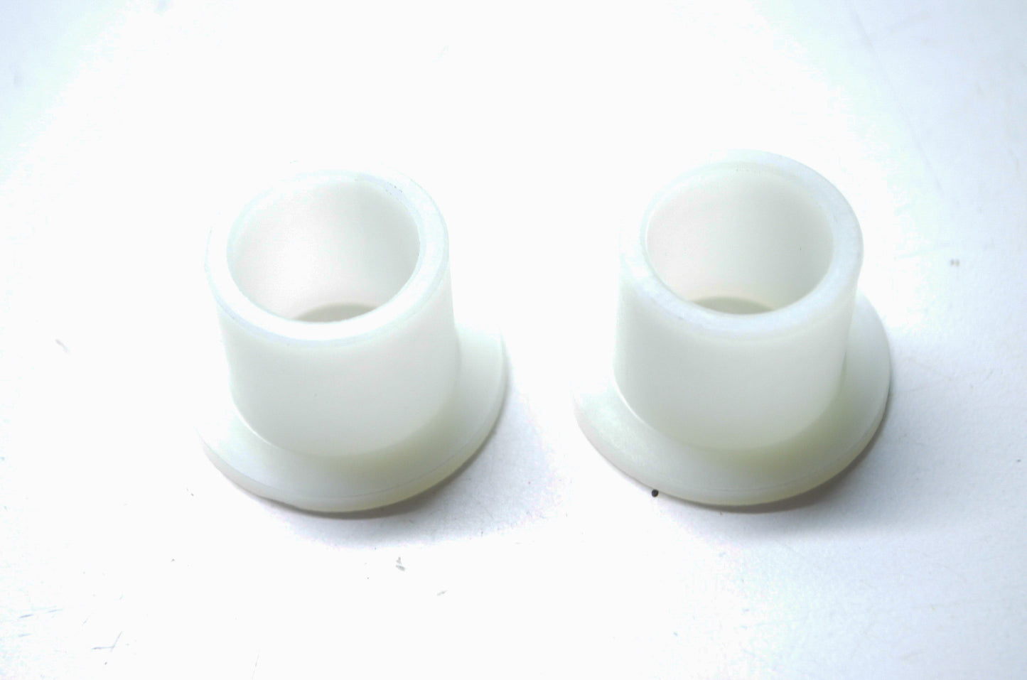 New OEM Tohatsu Bushing QTY 2  NOS