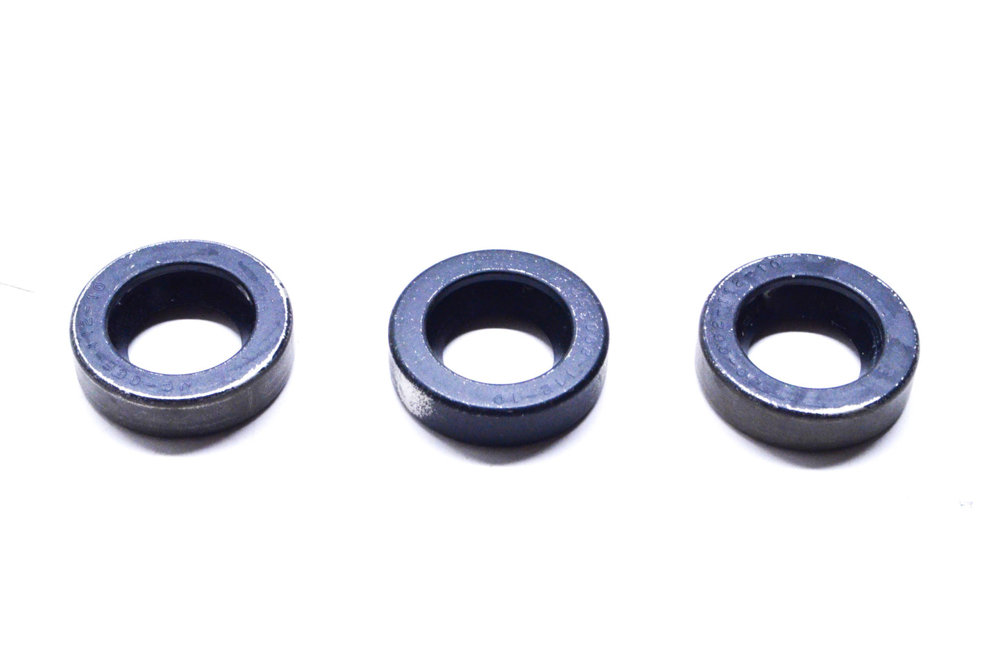 Oil Seal Qty 3 NOS