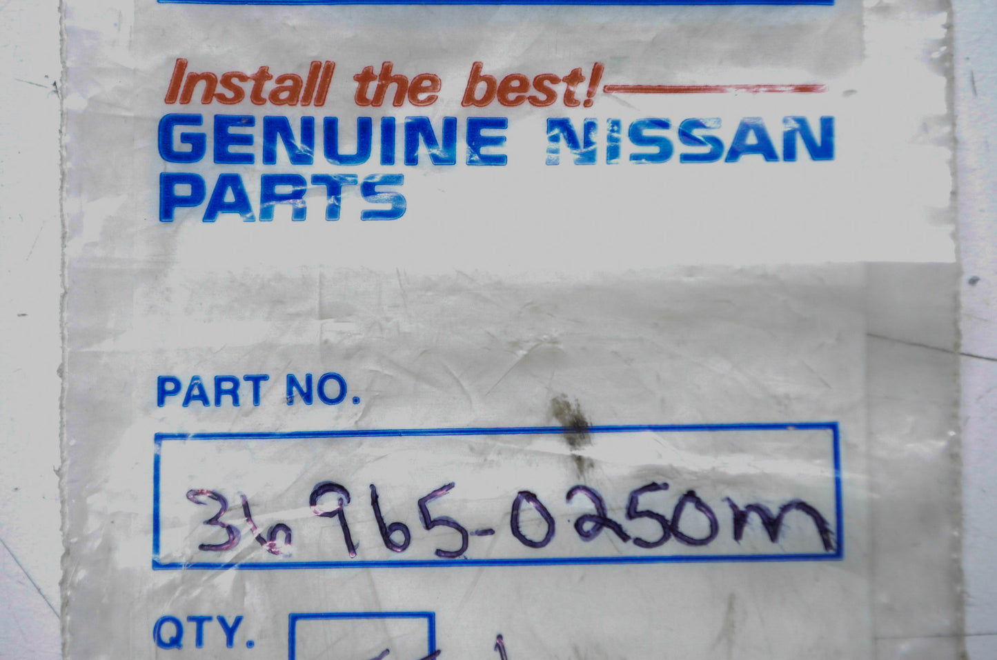 Nissan 36965-0250M Guide Plate NOS
