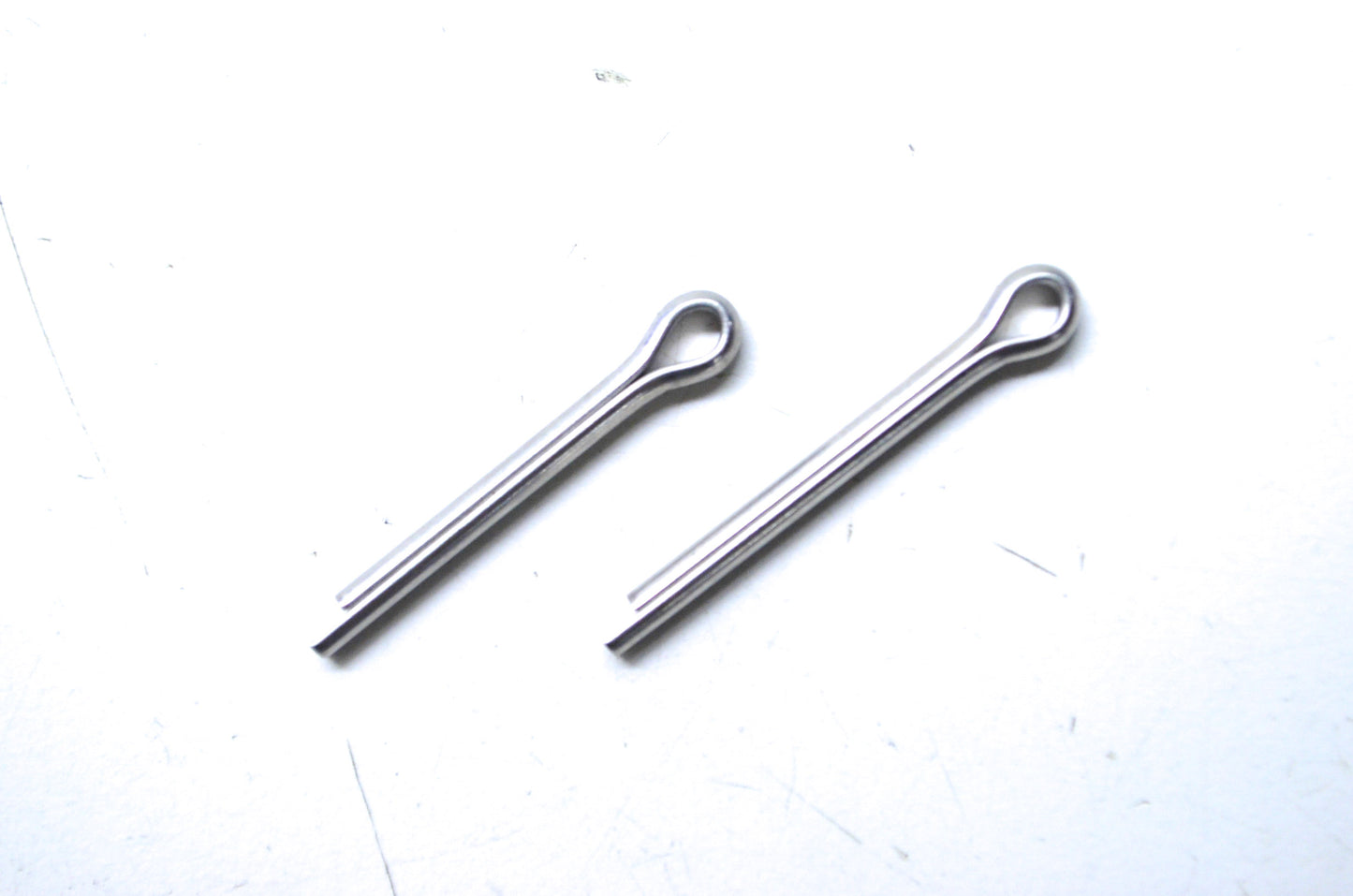 New OEM Tohatsu Split Pin Qty 2 NOS