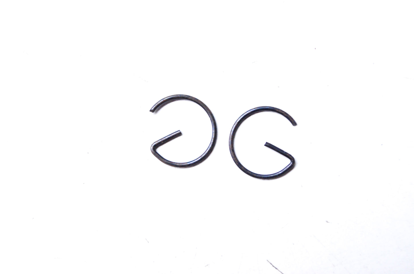 Nissan 30900-0241M Piston Clip Pin QTY 2 NOS