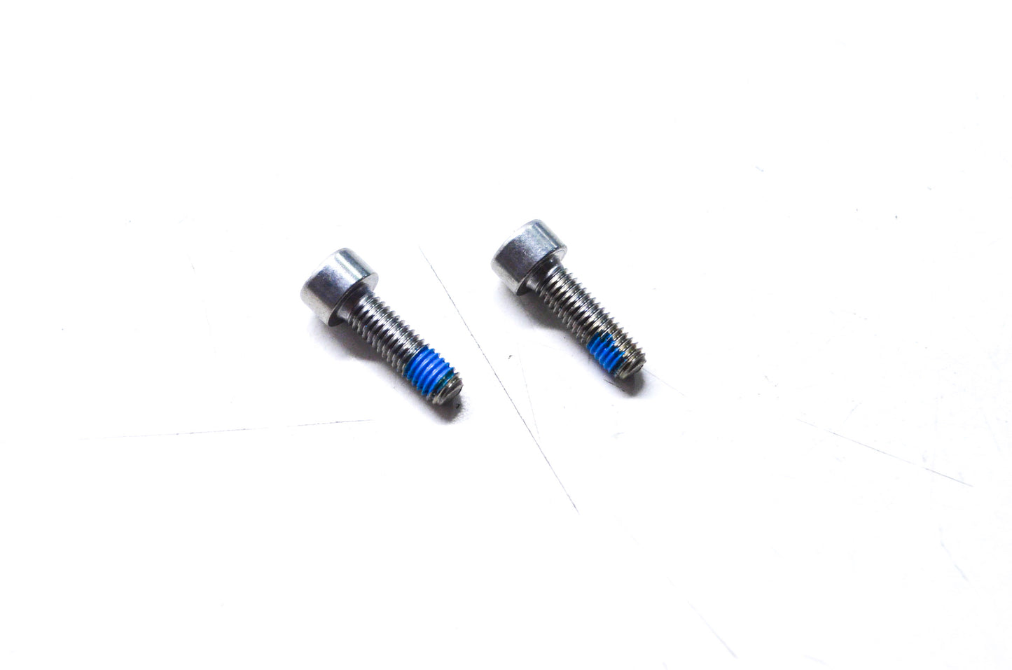 New OEM Mercury Screw Qty 2 NOS