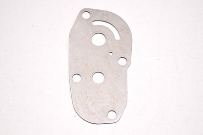 OEM Suzuki 17471-98301 Water Pump Case Plate NOS