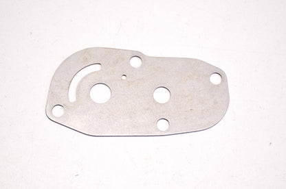 OEM Suzuki 17471-98301 Water Pump Case Plate NOS