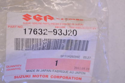 OEM Suzuki 17632-93J20 Water Filter STBD Side NOS