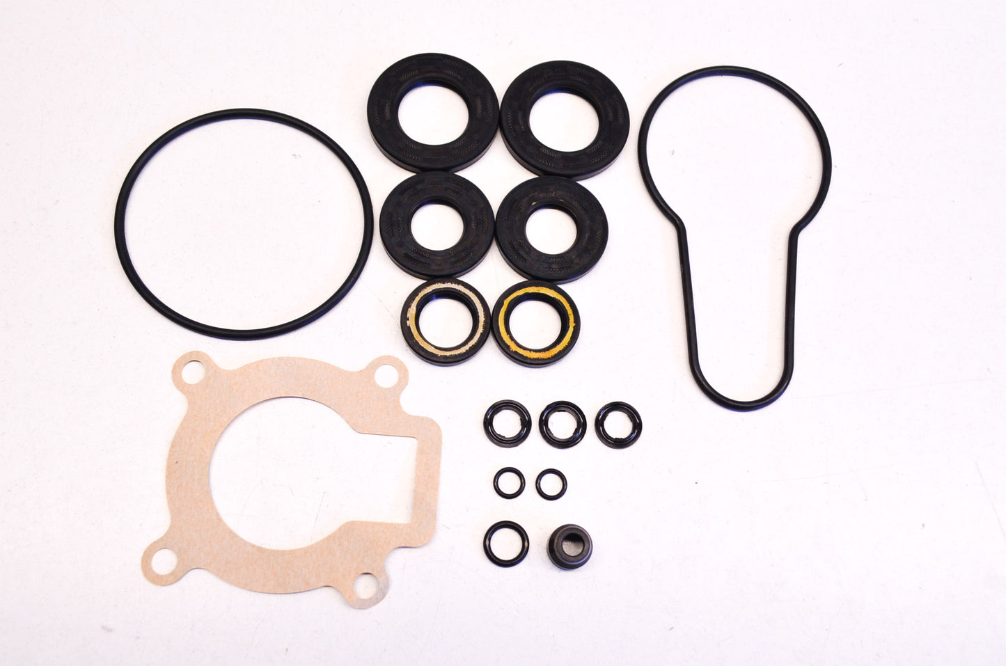 OEM Suzuki 25700-95501 Gear Case Seal Kit NOS