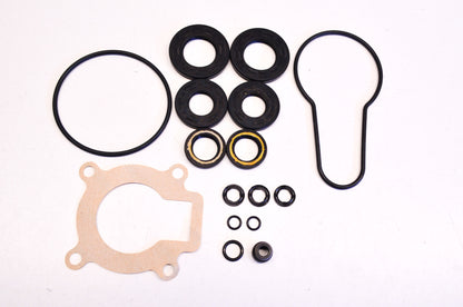 OEM Suzuki 25700-95501 Gear Case Seal Kit NOS