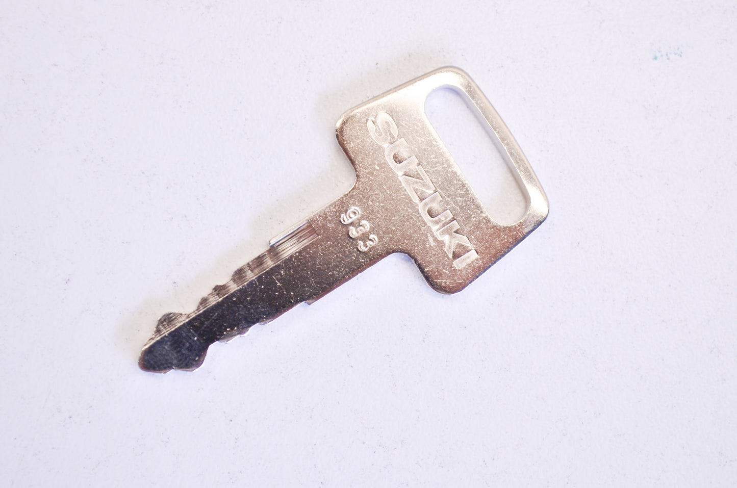 New OEM Suzuki Ignition Key 933 NOS