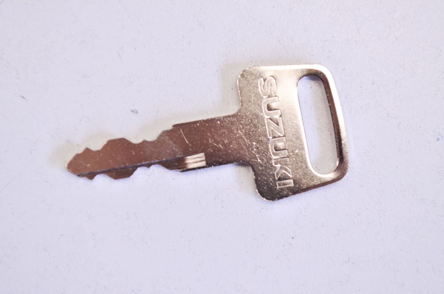New OEM Suzuki Ignition Key 937 NOS