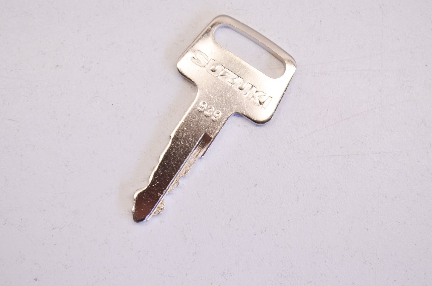 New OEM Suzuki Ignition Key 939 NOS