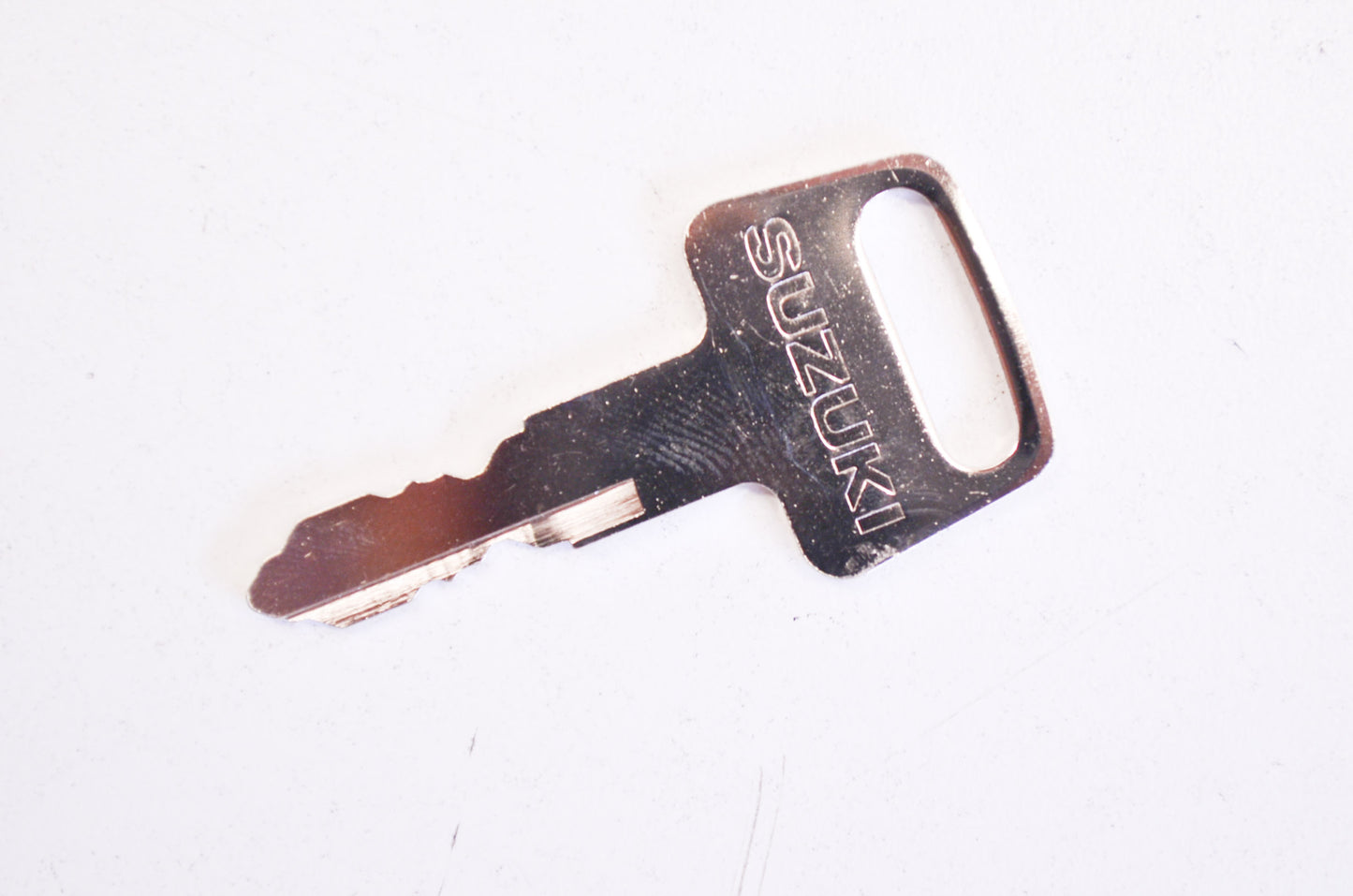 New OEM Suzuki Ignition Key 940 NOS