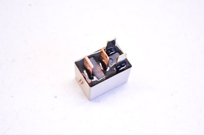 New OEM Suzuki 38860-76F01 Relay Assembly NOS