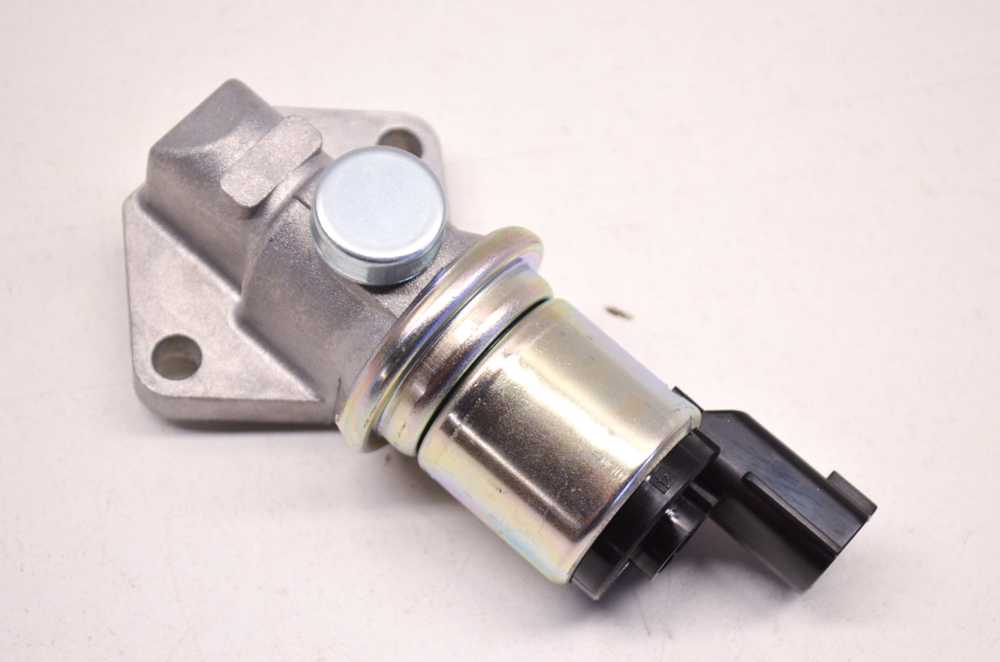 OEM Suzuki 18137-77E00 IAC Valve NOS