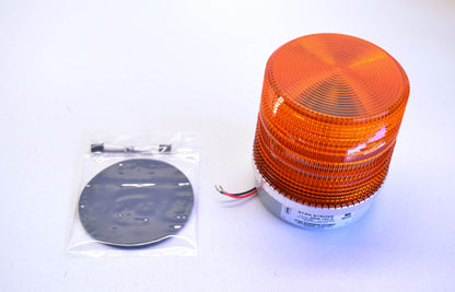 New Star Headlight & Lantern Co. Amber Star Strobe Light Kit 12-24 VDC NOS