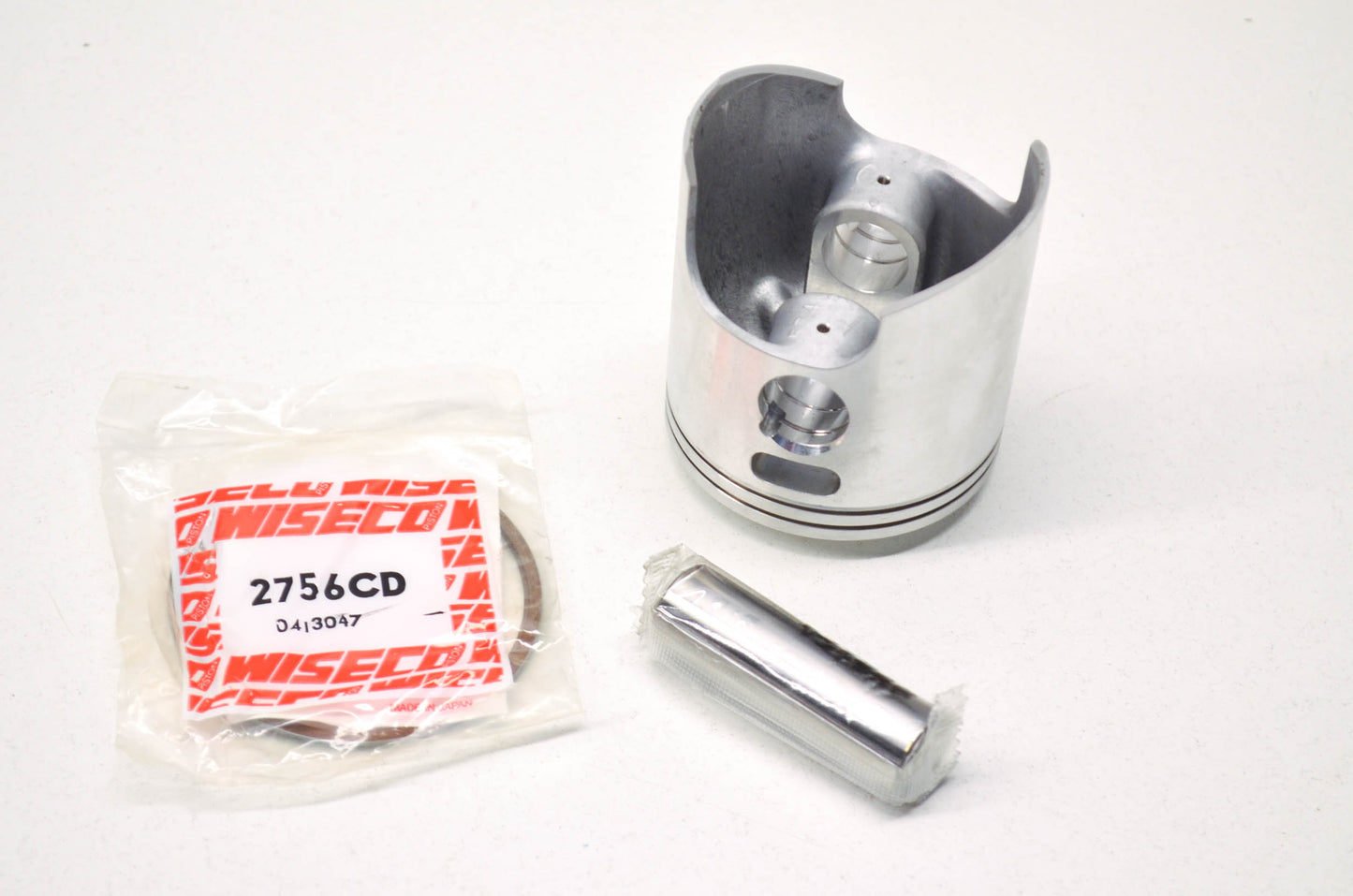 Wiseco 534M07000 Suzuki Piston Kit .076mm NOS