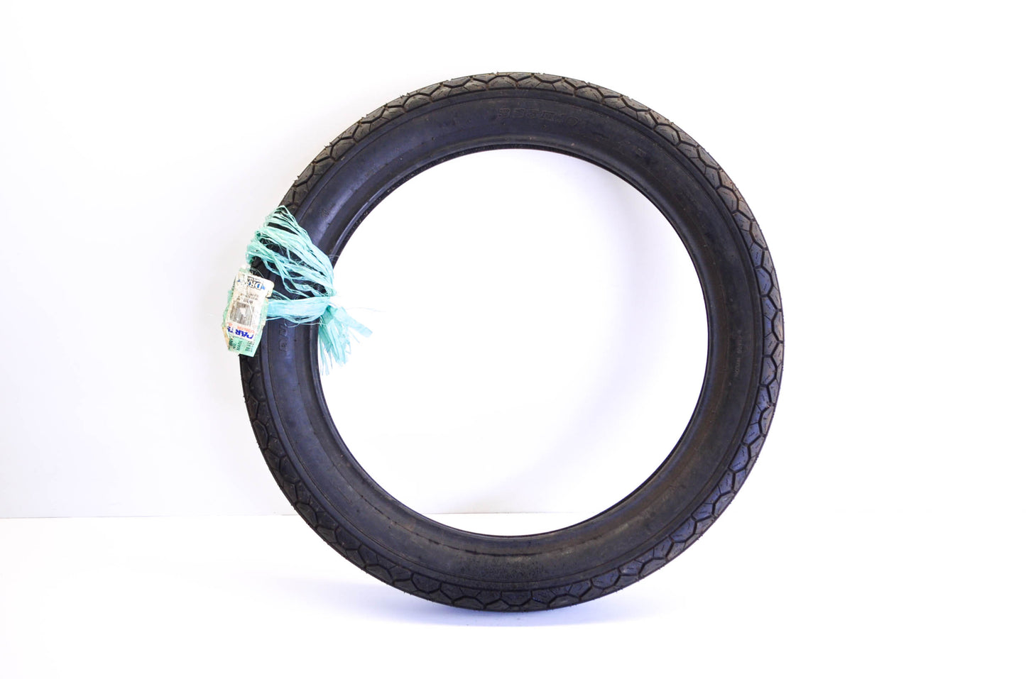New Duro 3.25H19 Tire NOS