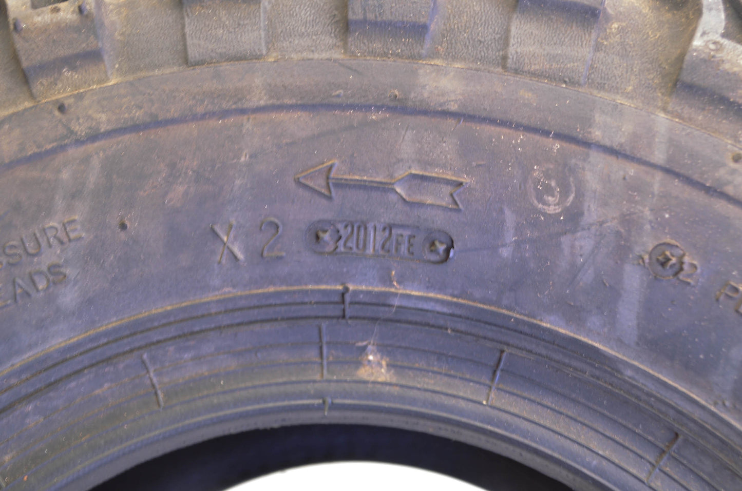 Duro HF-244-1 21X8-9 Tire NOS