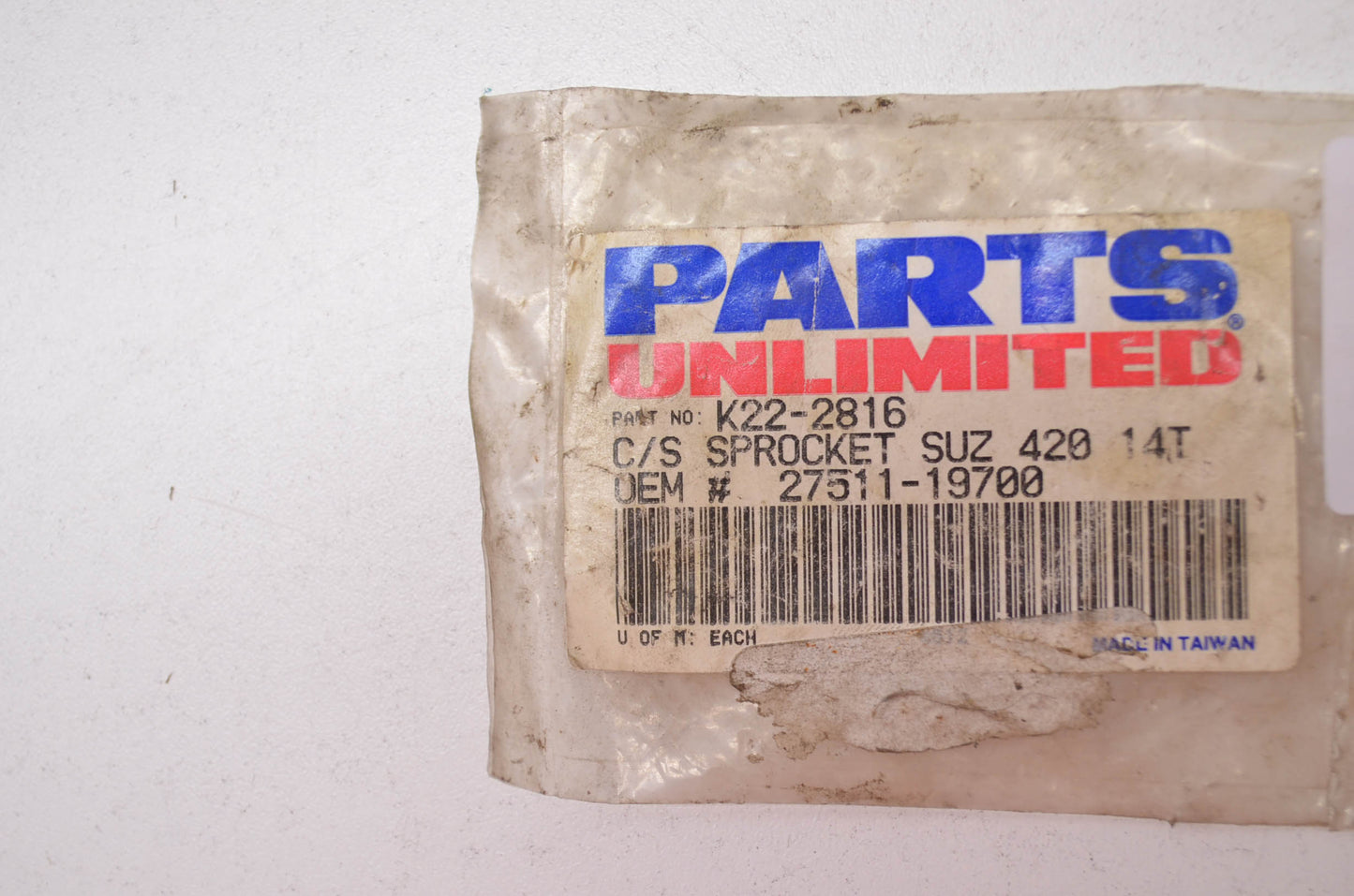Parts Unlimited K22-2816, 27511-19700 Sprocket 14T NOS