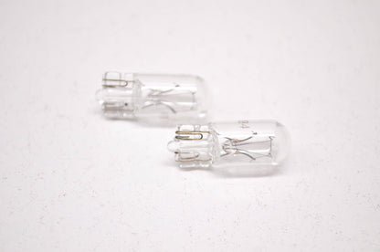 EiKO 194 Heavy Duty Replacement Indicator Bulb Qty 2 NOS