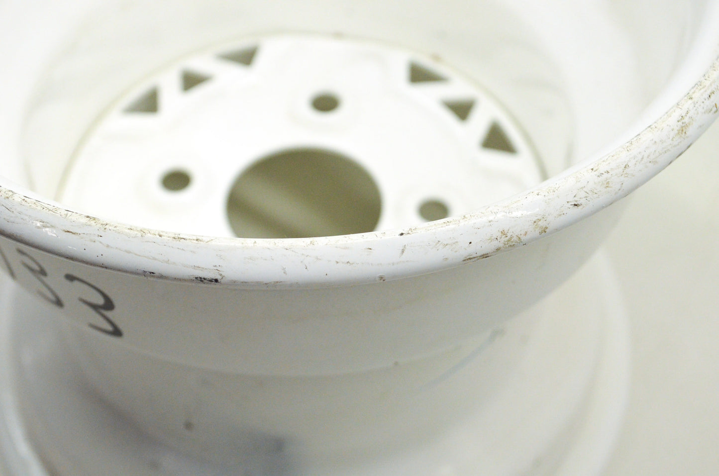 OEM Polaris 1520183-133 White Ream Rim Qty 2