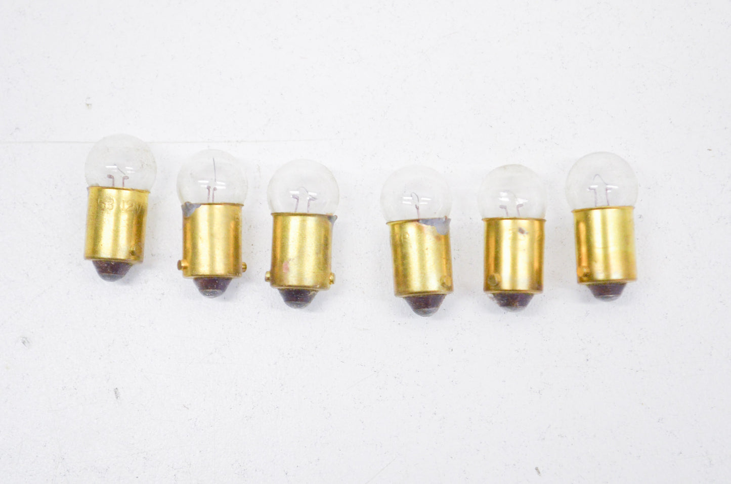 New Sun East Light Bulb 12V5W QTY 6 NOS