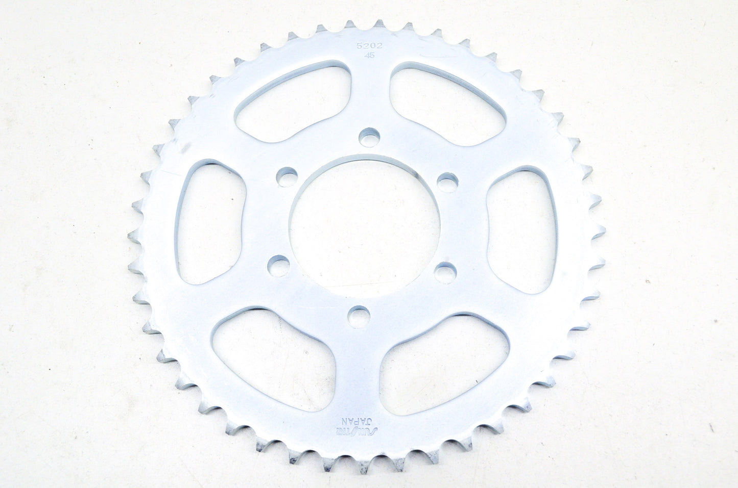 Sunstar 2-5202-45, 4G0-Y45-20R Rear Sprocket 45T Yamaha NOS