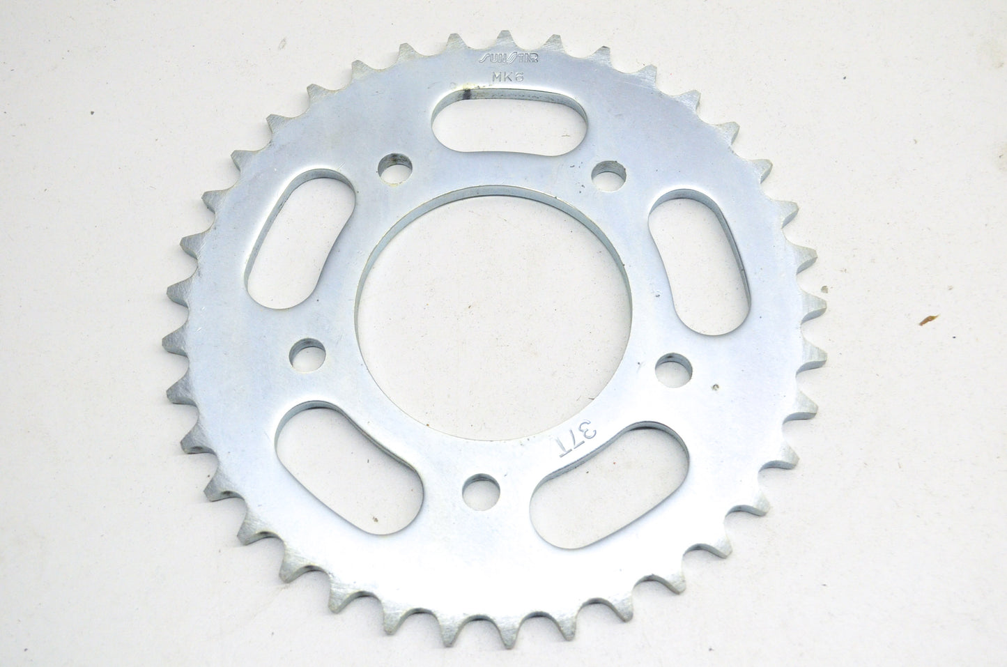 Sunstar H00-MK6-000R, 2500-132 Rear Sprocket 37T Honda NOS