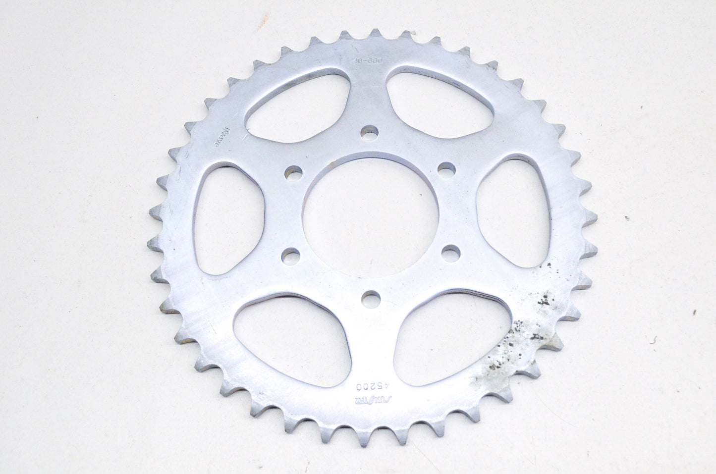 Sunstar S-45200R, 2500-282 Sprocket 40T NOS