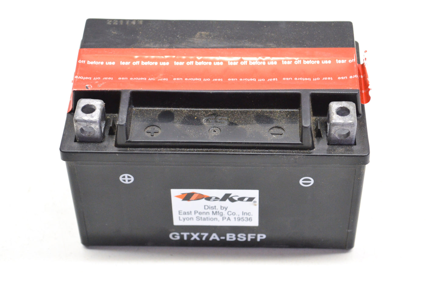 New Deka Battery NOS