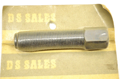 New DS Sales Magneto Flywheel Puller 18mm X 1.5mm NOS