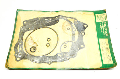 OEM Honda 06111-107-010 Gasket Kit B NOS
