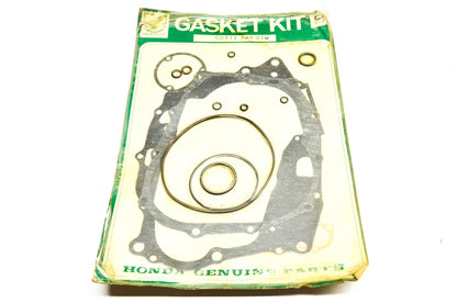 OEM Honda 06111-324-010 Gasket Kit B NOS