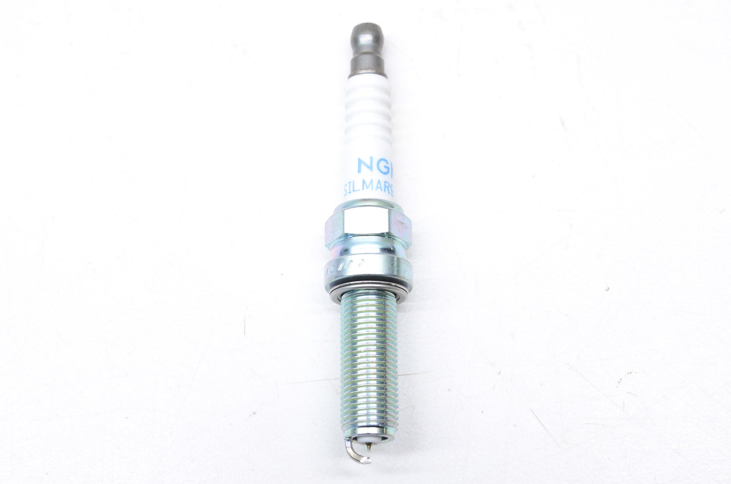 OEM Honda 31909-MEN-A31 Spark Plug (SILMAR9A9S) NOS