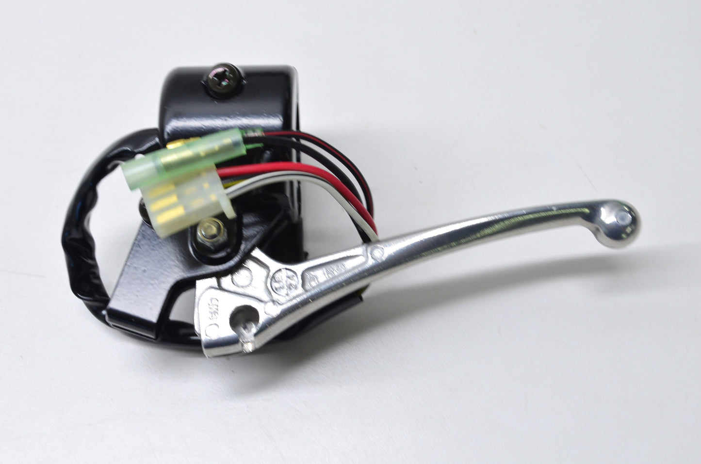 New OEM Yamaha Lever Holder Assembly NOS