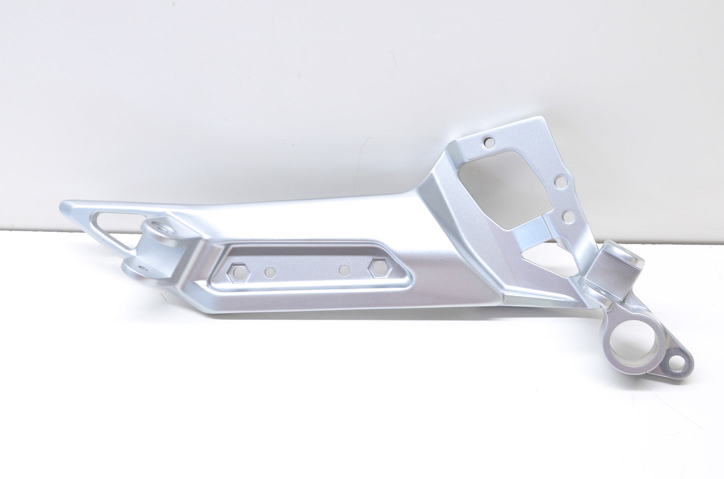 New OEM Yamaha 3P6-27443-00-00 Bracket 3 NOS