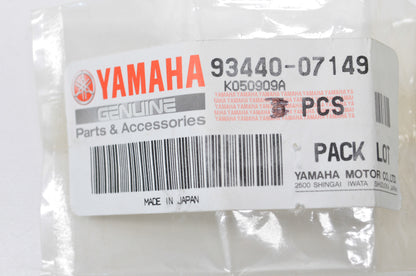 OEM Yamaha 93440-07149-00 Outer Circlip Qty 2 NOS