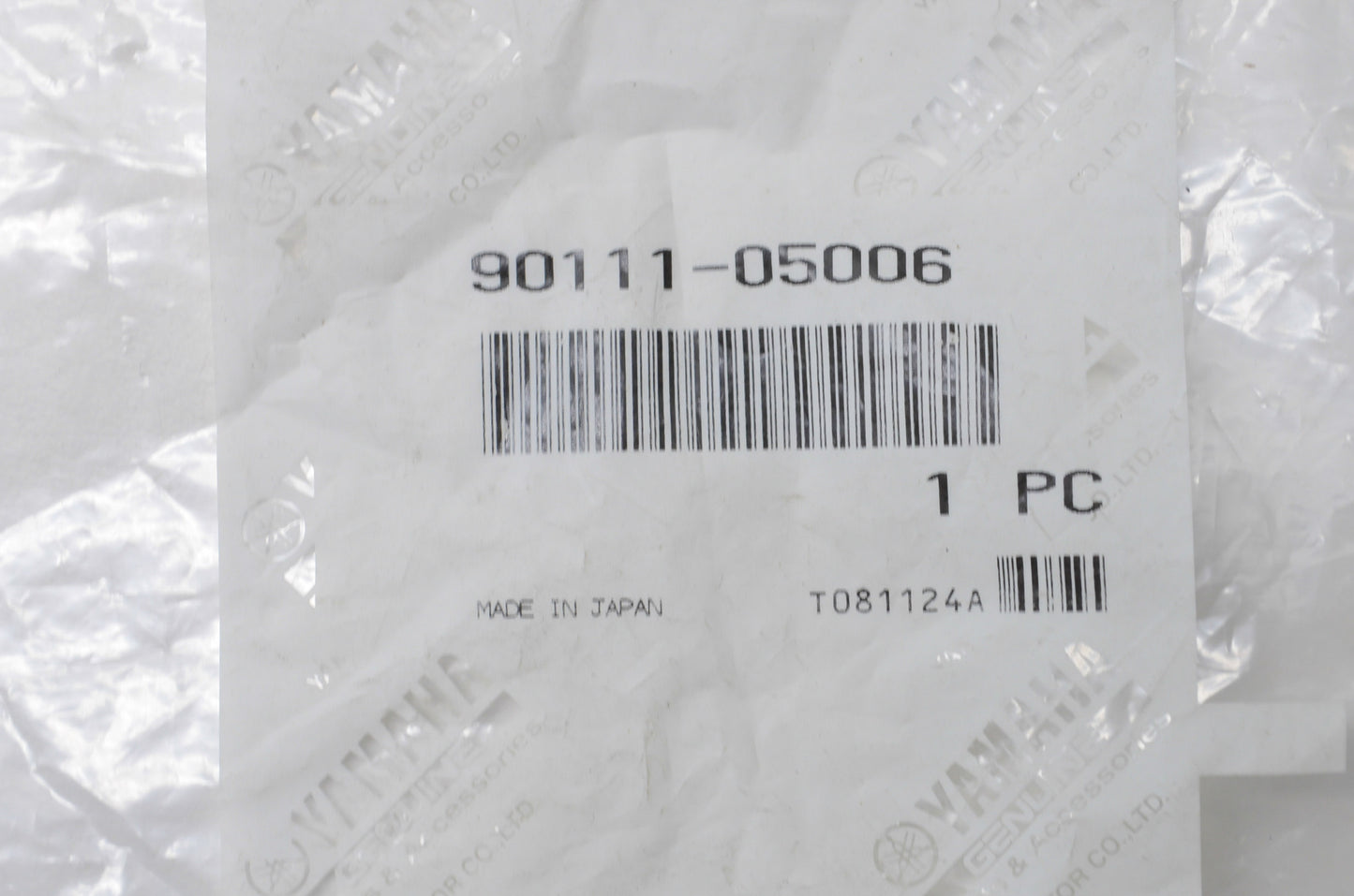 New OEM Yamaha 90111-05006-00 Bolt NOS
