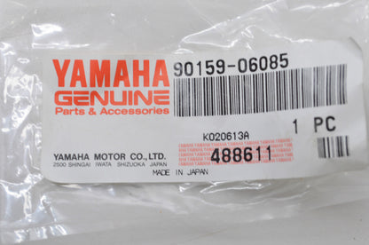 New OEM Yamaha 90159-06085-00 Screw w/ Washer NOS
