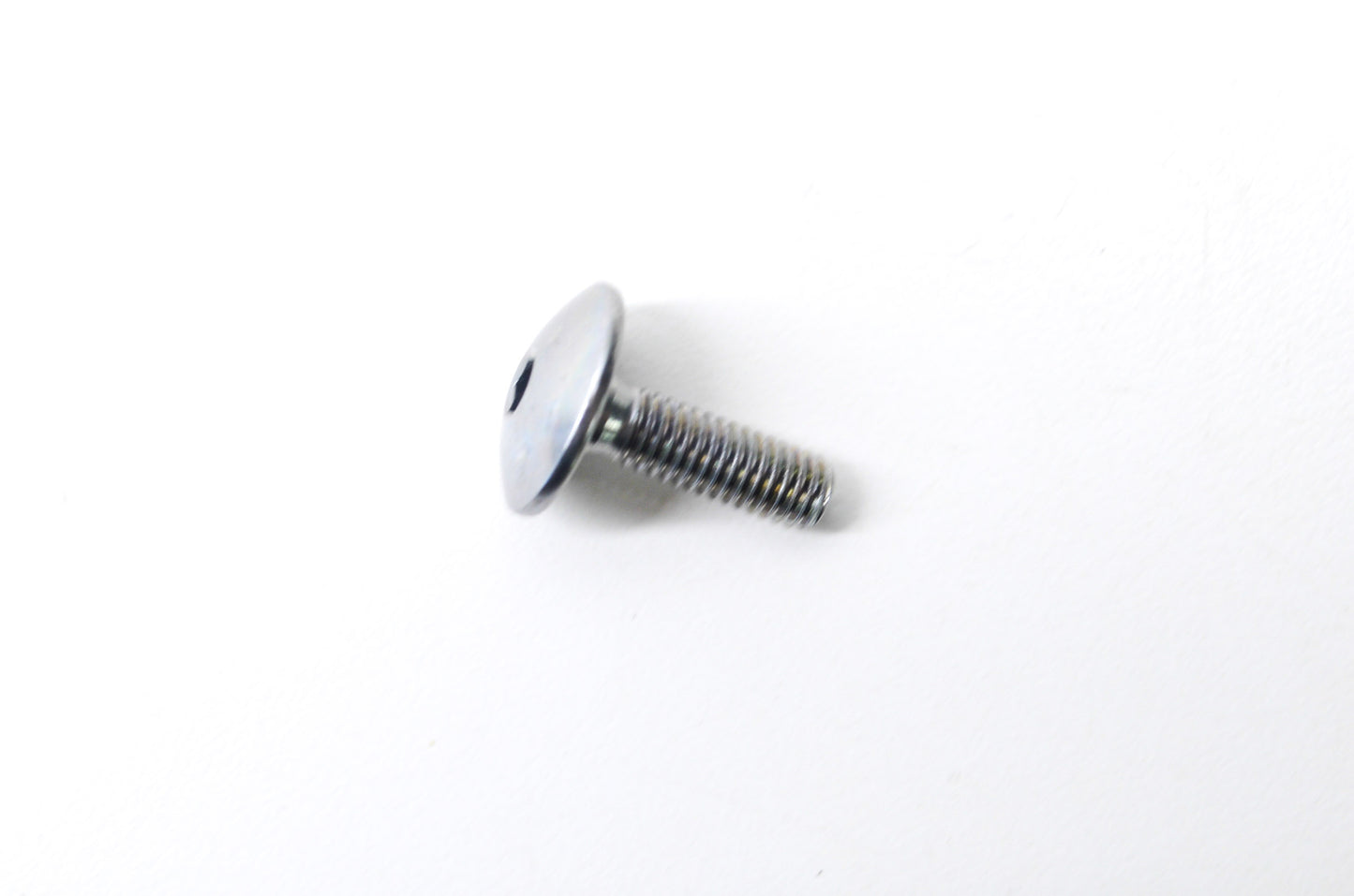 New OEM Yamaha 90111-06086-00 Hex Socket Button Bolt NOS